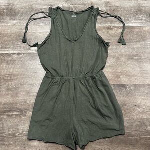 Aerie Green Romper Size Large